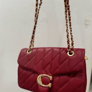 Elegant Red Quilted Shoulder Bag